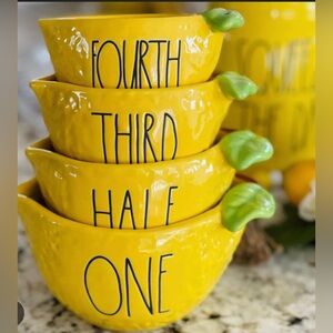 RAE DUNN Yellow Lemon-Themed Measuring Cups. Absolutely adorable! 🍋